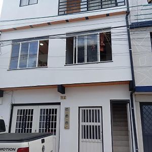 Hermoso Apartamento En Jardin Acacias Διαμέρισμα Ibagué Exterior photo