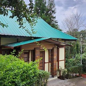 The Shillong Club Residency Ltd Ξενοδοχείο Exterior photo