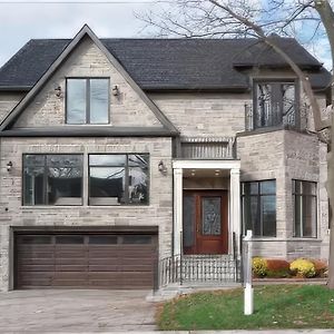 Beautiful House Near North York Center Ξενοδοχείο Τορόντο Exterior photo