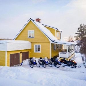 Gemuetliches Ferienhaus In Der Wildnis Lapplands Βίλα Blattniksele Exterior photo