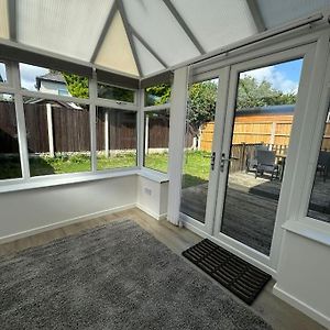 Stunning Open Plan 3 Bed House - Driveway & Garden Βίλα Litherland Exterior photo