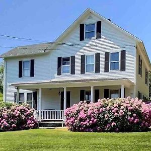 Historic Colonial Pool Walk To Town Βίλα Litchfield Exterior photo