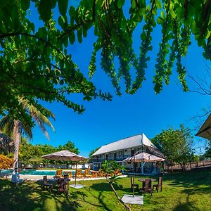 Playa Bambu Hostal Ξενοδοχείο Zunzo Exterior photo