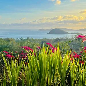 Lobster Bay Lombok Ξενοδοχείο Awang Exterior photo