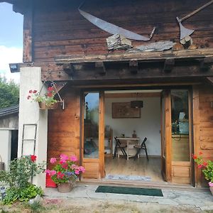 Beau Studio Dans La Vallee De Chamonix Διαμέρισμα Les Trabets Exterior photo