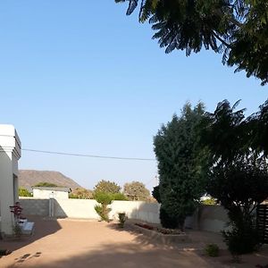 Mama Africa Bnb , Diamond Mine Tours And Fun Bed and Breakfast Otse Exterior photo