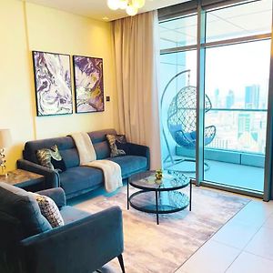 Luxury 1Br Sea View Apt, Manama Διαμέρισμα Awali Exterior photo