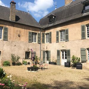 La Maison Des Gardes - Chambres D'Hotes Κλυνύ Exterior photo