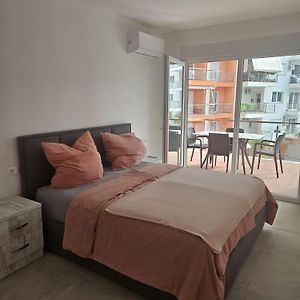 Sebo Apartment For Rent Shengjin Albania Sakes Exterior photo