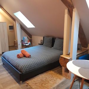 Chambre D'Hotes Sophora - Les Cles Des Lys Bed and Breakfast Moret-sur-Loing Exterior photo