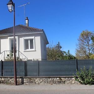 Montcuq, Maison Avec Vue Sur La Tour, Classe 3*** Βίλα Exterior photo