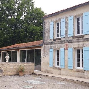 Domaine Fontcouverte Ξενοδοχείο Fontcouverte  Exterior photo