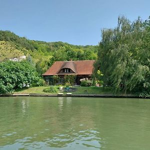 Maison Au Bord De La Seine Βίλα Vatteville Exterior photo