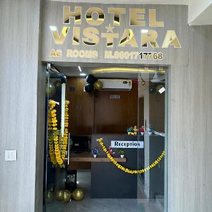 Hotel Vistara Adalaj Exterior photo