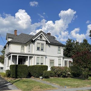 The White House Ξενοδοχείο Plainfield Exterior photo