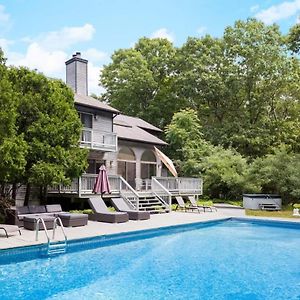 Entertainment Galore, Meadowood Manor By Rovetravel Βίλα Sag Harbor Exterior photo