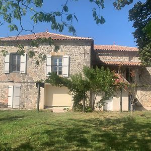 Logement Dans Maison En Pierre A La Campagne Βίλα Bazens Exterior photo