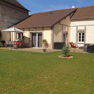 Maison De Charme Avec Jardin Au Bord De L'Eure Βίλα Le Vaudreuil Exterior photo