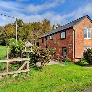 Finest Retreats - The Barn At Prowses Farm Βίλα Sampford Arundel Exterior photo