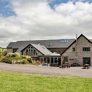 Finest Retreats - The Welsh Barn Βίλα Αμπερίστγουιθ Exterior photo