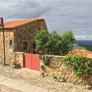 Casa Da Amendoeira Ξενοδοχείο Castelo Rodrigo Exterior photo