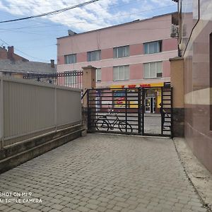 Apartments Domovik Beljaeva,5А Μουκάτσεβο Exterior photo