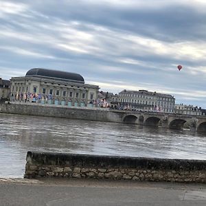 Aux Marquises Ξενοδοχείο Saumur Exterior photo