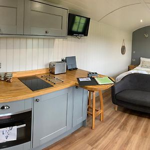 Springwood Shepherd Huts Glamping York Βίλα Exterior photo