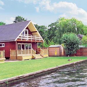 The Wherry Βίλα Wroxham Exterior photo