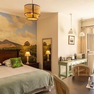 Mitre'S Edge Simonsberg Studio Bed and Breakfast Klapmuts Exterior photo