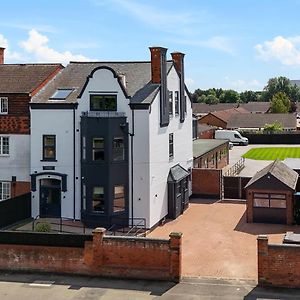 The Olive Tree Aparthotel Kingston upon Hull Exterior photo