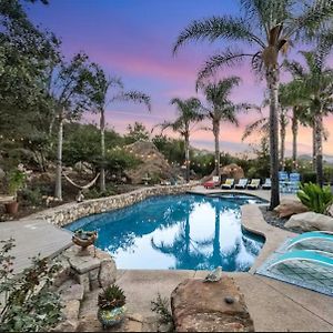 The Malibu Retreat Guest House - Salt Water Pool & Jacuzzi, Nature Oasis Καλαμπάσας Exterior photo