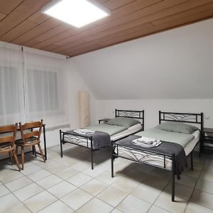 Zimmer Nr 7 Mit Privates Badezimmer In Juelich Ξενοδοχείο Exterior photo