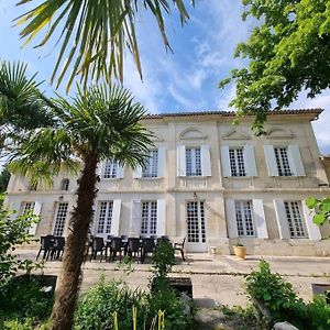 Le Chateau De Willival Pour 15 Pers Avec Piscine Βίλα Saint-Ciers-d'Abzac Exterior photo