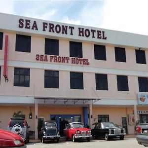 Sea Front Hotel Πορτ Ντίξον Exterior photo