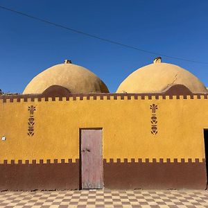 Bafana Bafana Hostel In West Bank Nagel Gulab Exterior photo