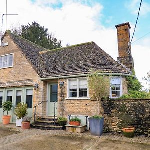 The Elm Coach House Βίλα Chipping Norton Exterior photo