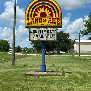 Land Of Ahs Motor Inn Erie Exterior photo