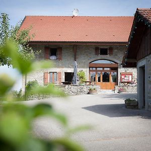 Le Bonheur Dans Le Pre Ξενοδοχείο Lucinges Exterior photo