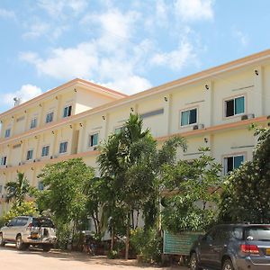 Phommala Hotel Pakse Exterior photo