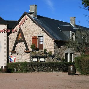 Auberge De L'Atre Ξενοδοχείο Quarré-les-Tombes Exterior photo