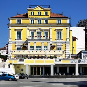 Hotel Anna Palace Ρούσε Exterior photo