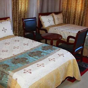 Pearl Highway Hotel Kibuye Καμπάλα Room photo