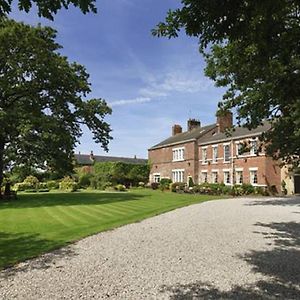 Singleton Lodge Country House Hotel Poulton-le-Fylde Exterior photo