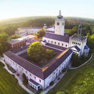 Leerhotel Het Klooster Αμερσφόρτ Exterior photo