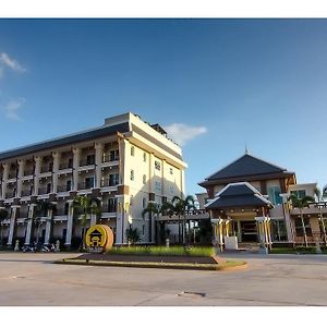 The Lake Hotel Κον Καέν Exterior photo