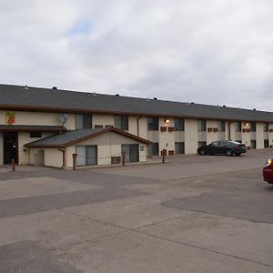 Super 8 By Wyndham Devils Lake Ξενοδοχείο Exterior photo