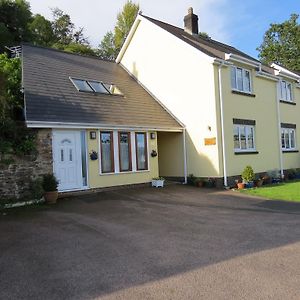 The Great Grubb Bed and Breakfast Totnes Exterior photo