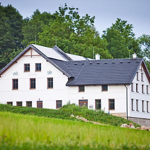 Penzion Na Belisku Ξενοδοχείο Březiny Exterior photo