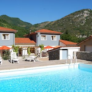 Les Terrasses De Castelmerle Ξενοδοχείο Niaux Exterior photo